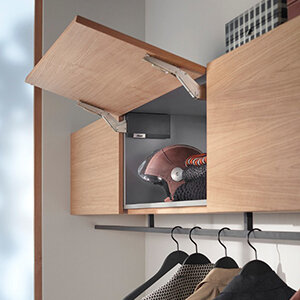 Blum Aventos HK top (1200 mm) Fronthoogte van 358-507 mm + TIP-ON